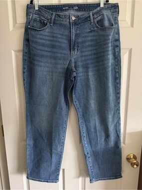 High-Rise OG Loose Jeans in Light Blue Wash | Old Navy, Size 18